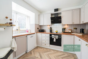 Photo 24- click for photo gallery